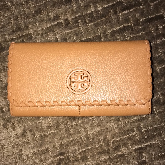 Tory Burch Handbags - Tory Burch wallet